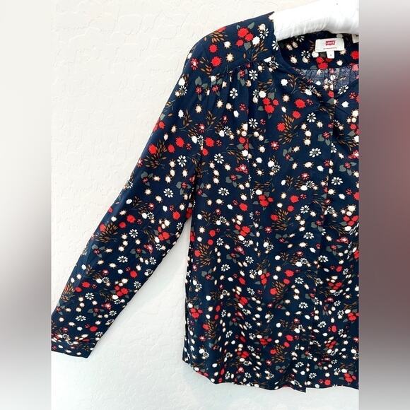 LEVI’S | Navy Floral Blouse Whimsical Print Long Sleeve Button Top | Size Small - Picture 3 of 7